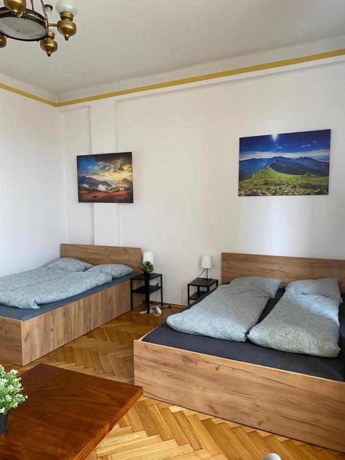Vintage Rooms In Old Town Cracovia Esterno foto